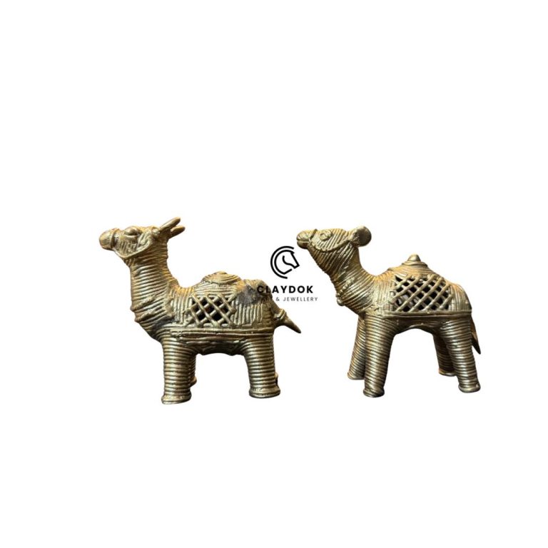 Pair of Medium Camel